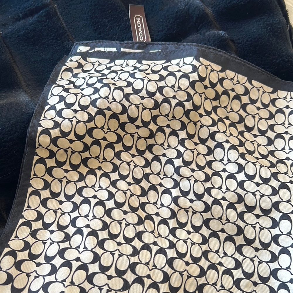 AUTHENTIC COACH SCARF